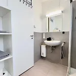 Gemütliches Mosel I 1 Schlafzimmer I Balkon I Kostenloser Parkplatz I Mosel Nah * Coblenza